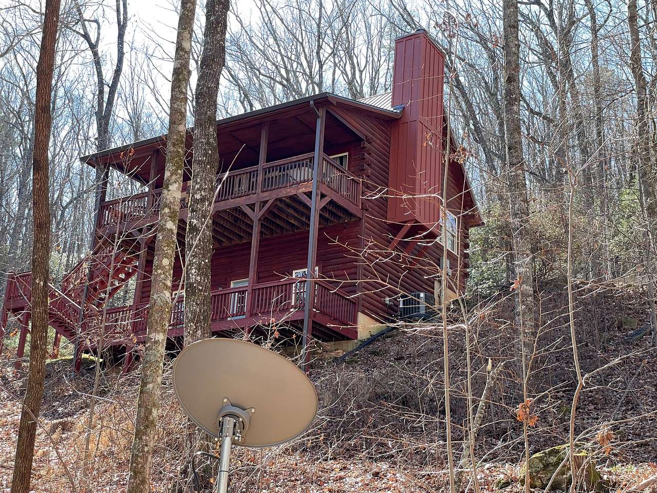 Alpenhaus Cabin-Helen Mountain Cabins
