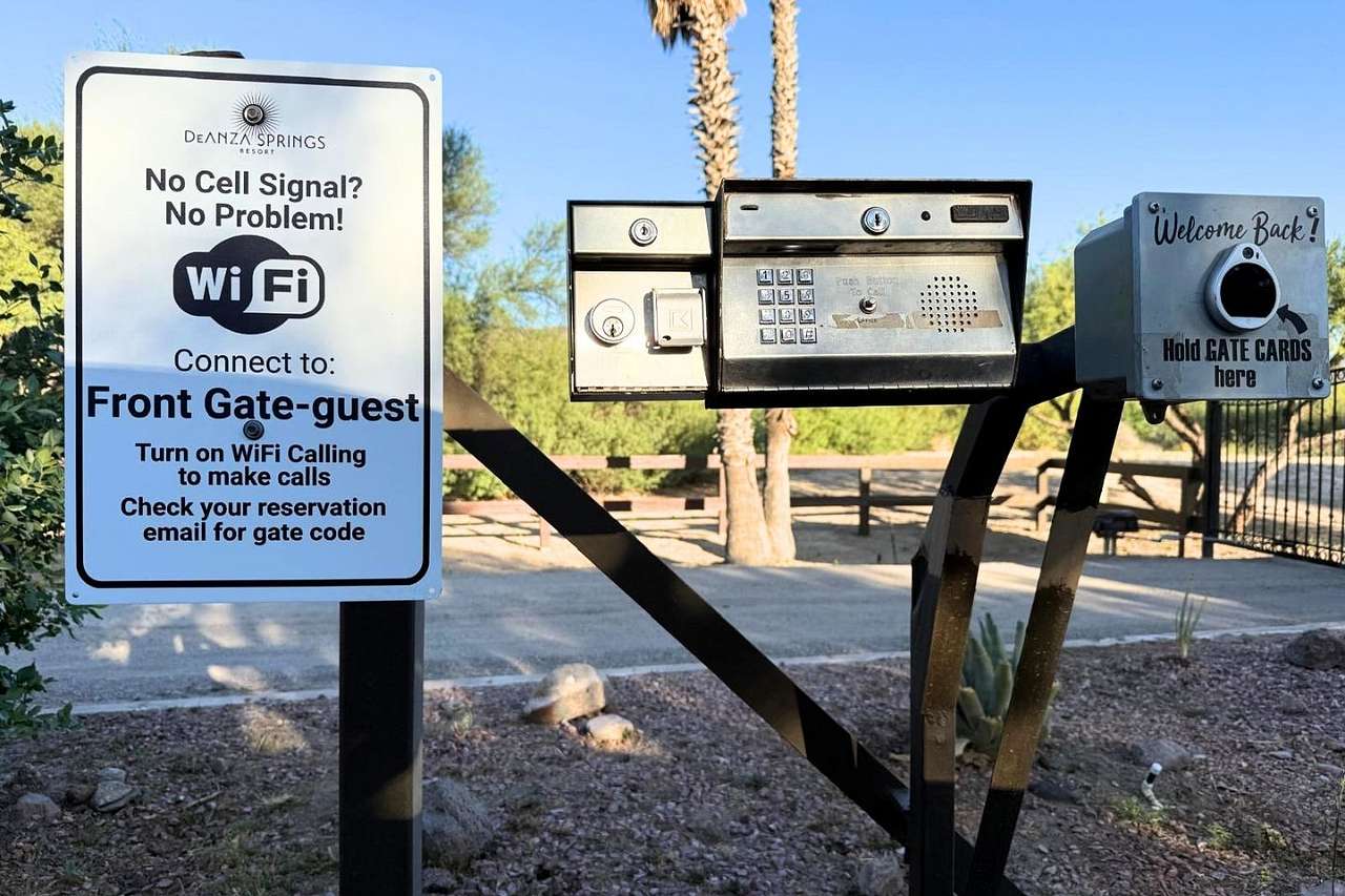 DeAnza Springs Resort