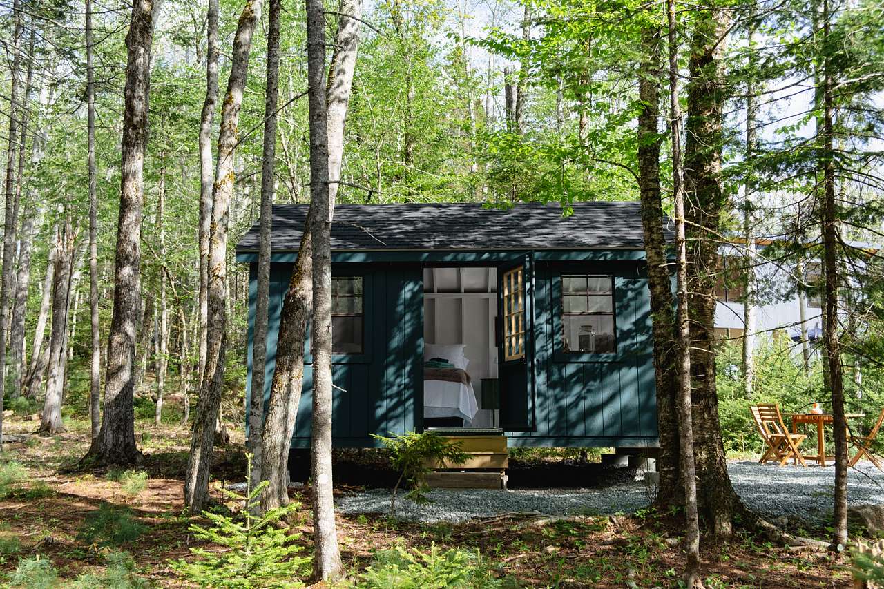 Near Acadia! Lakefront Glamping