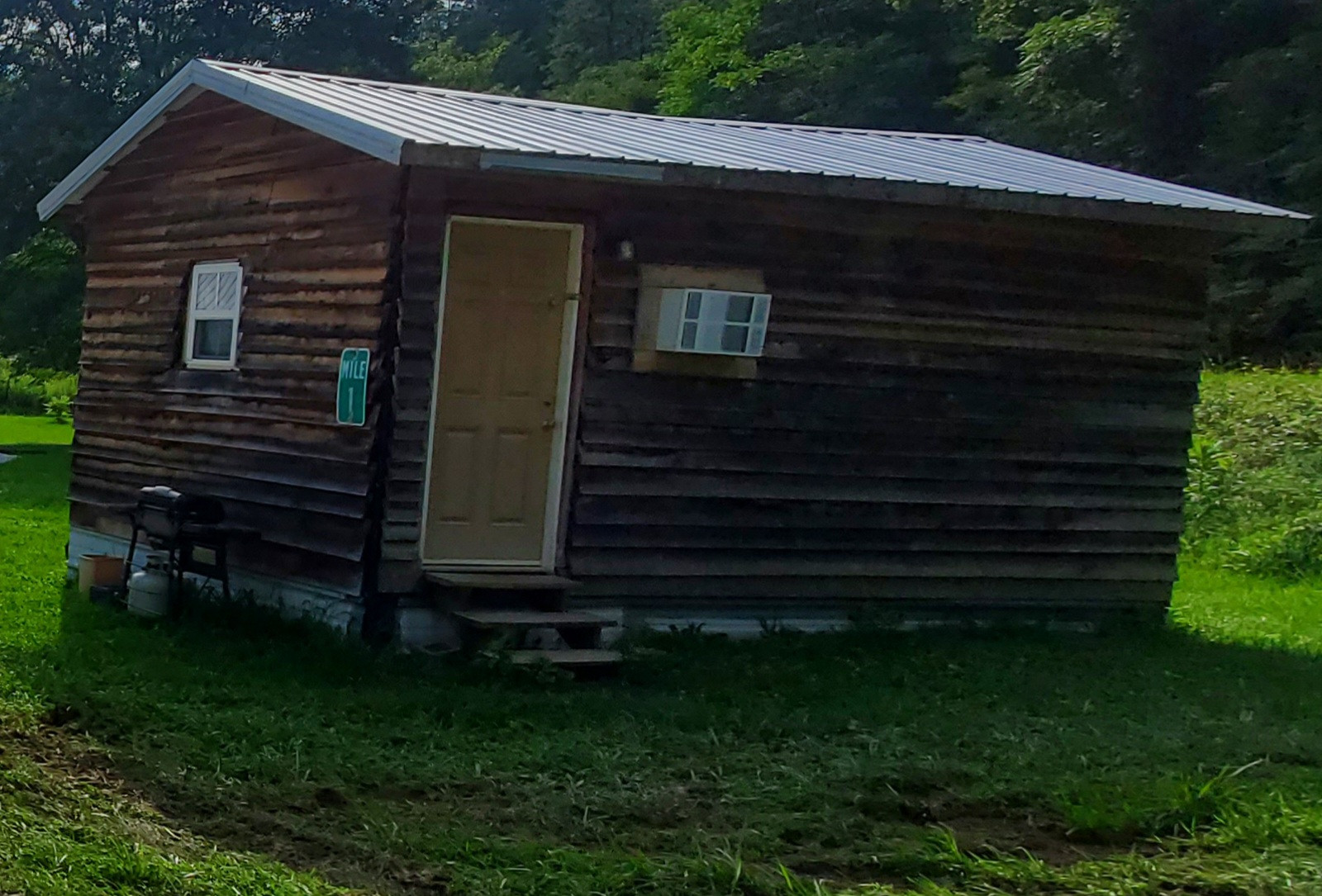 Hillbilly Stays Campground
