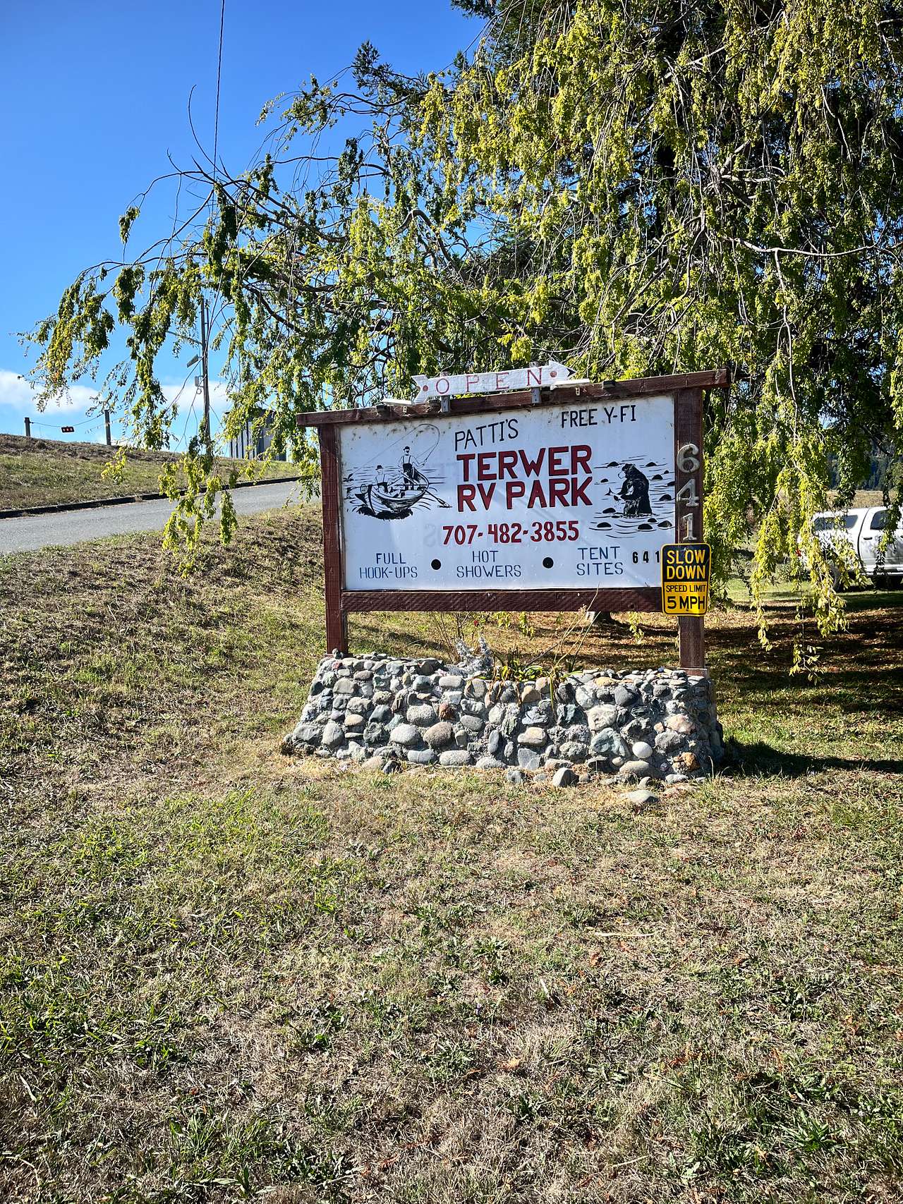 Redwood River Retreat