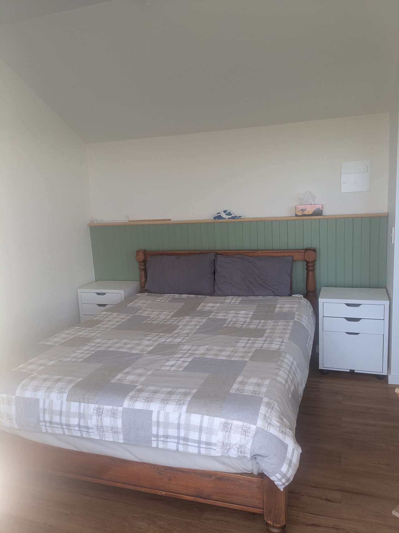 Comfortable queen size bed