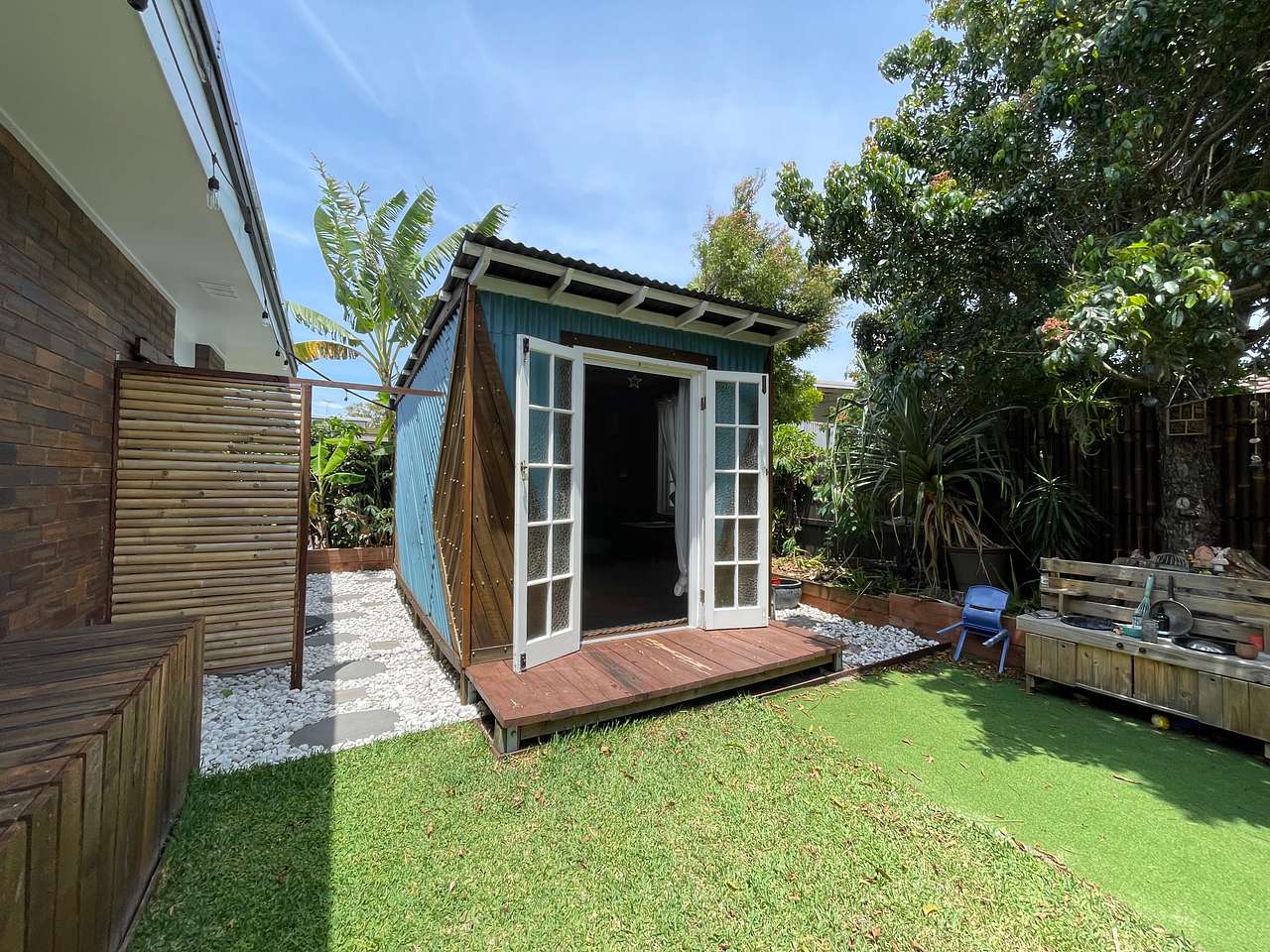 Bespoke Upcycled Cabin in Tropical Paradise