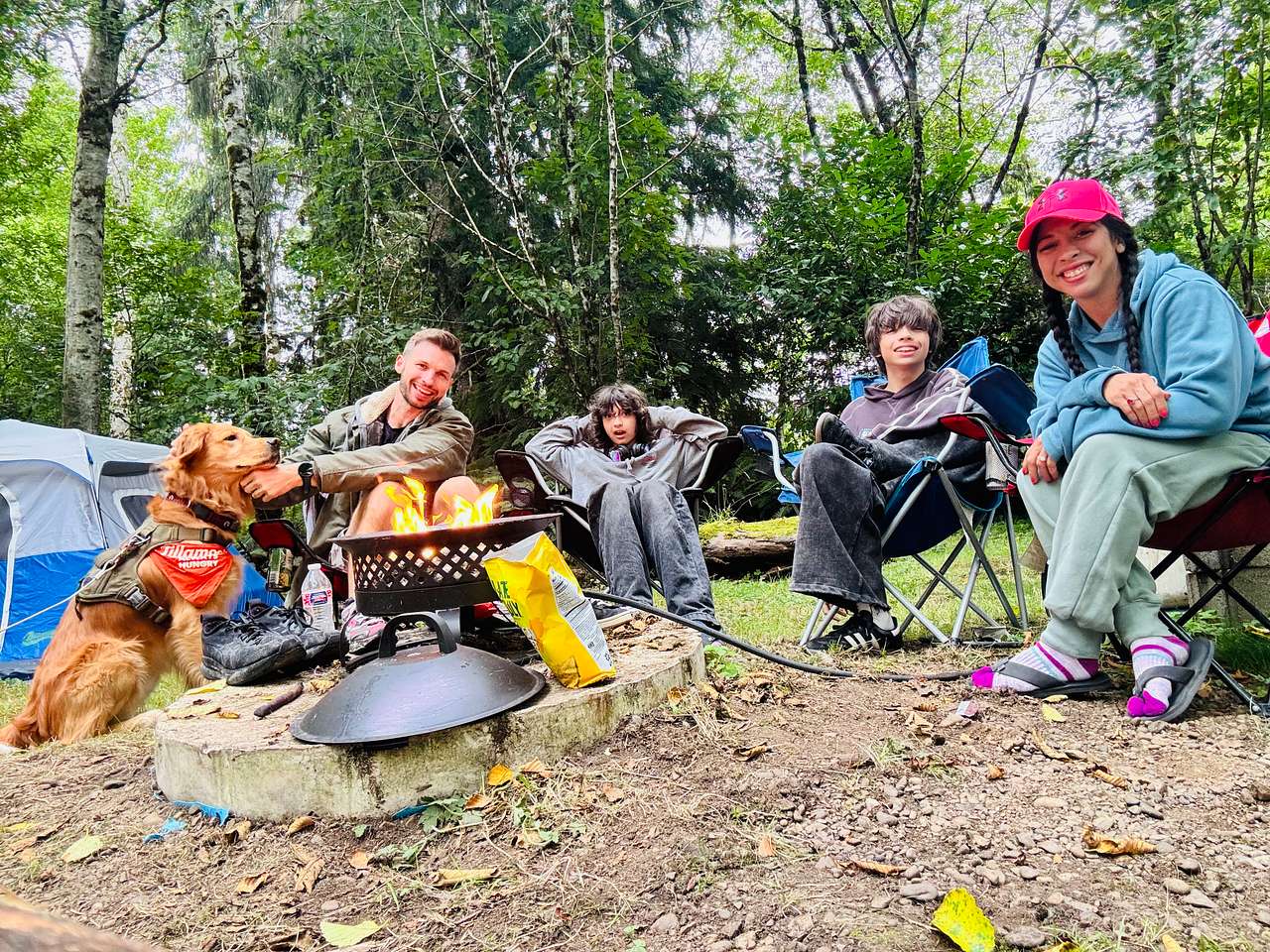 Fly Inn And Camp
