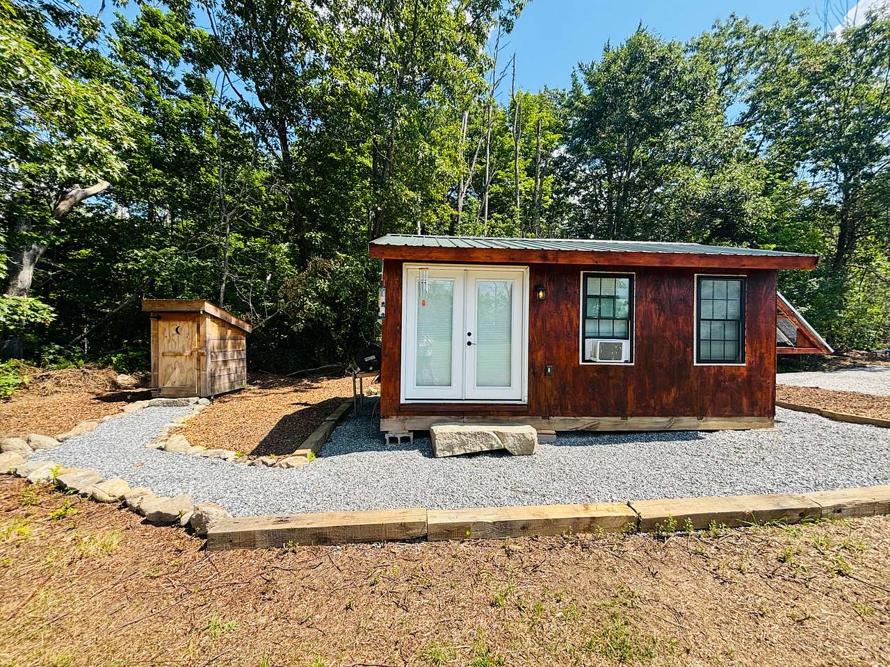 Off Grid Rustic Cabin Retreat