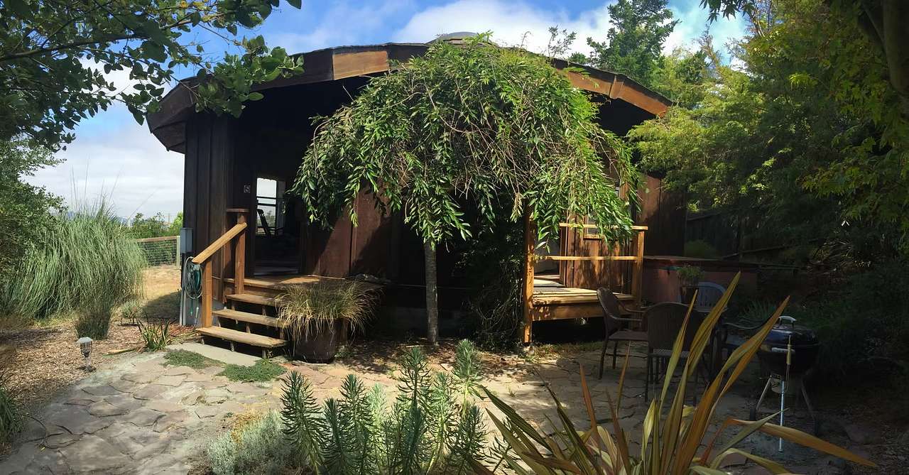 Windsong Guest Yurt