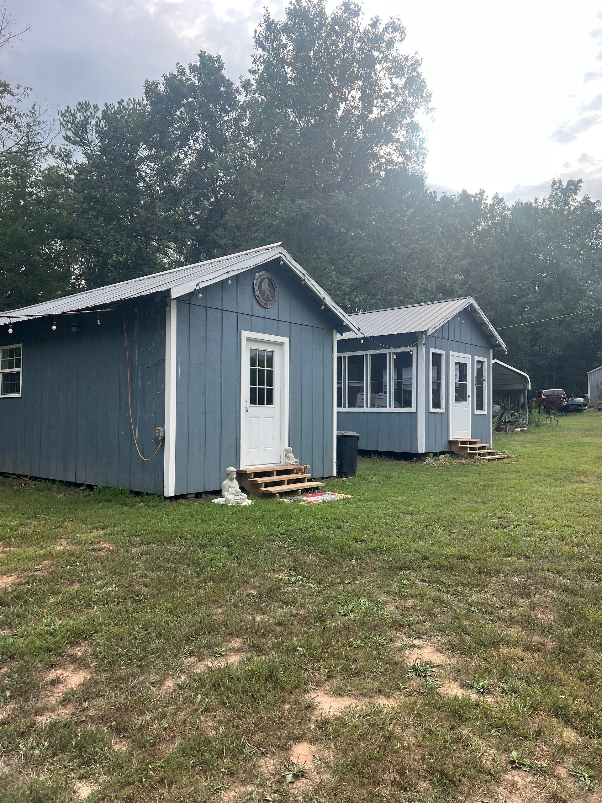Small lodge near Tipi