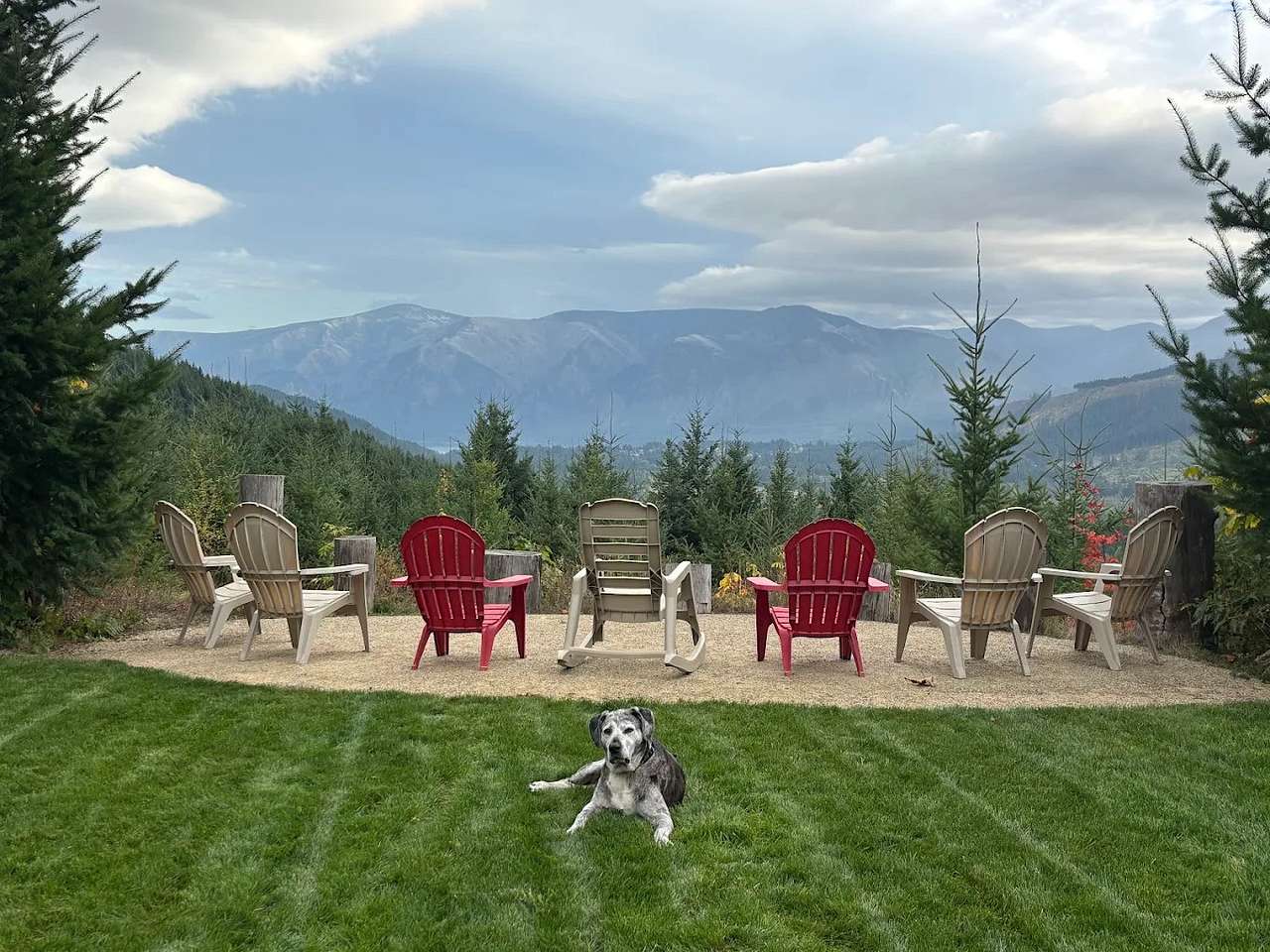 Columbia Gorge Getaways Resort