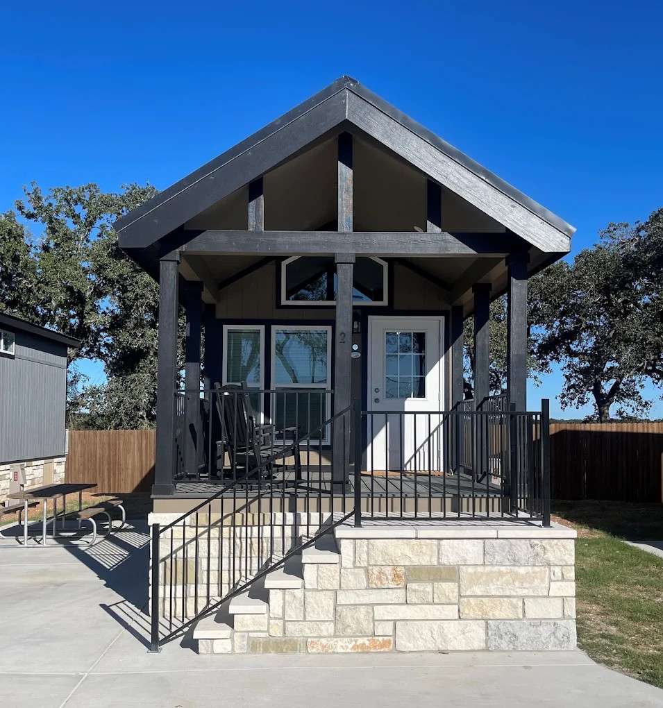 Lantern Oaks RV Resort