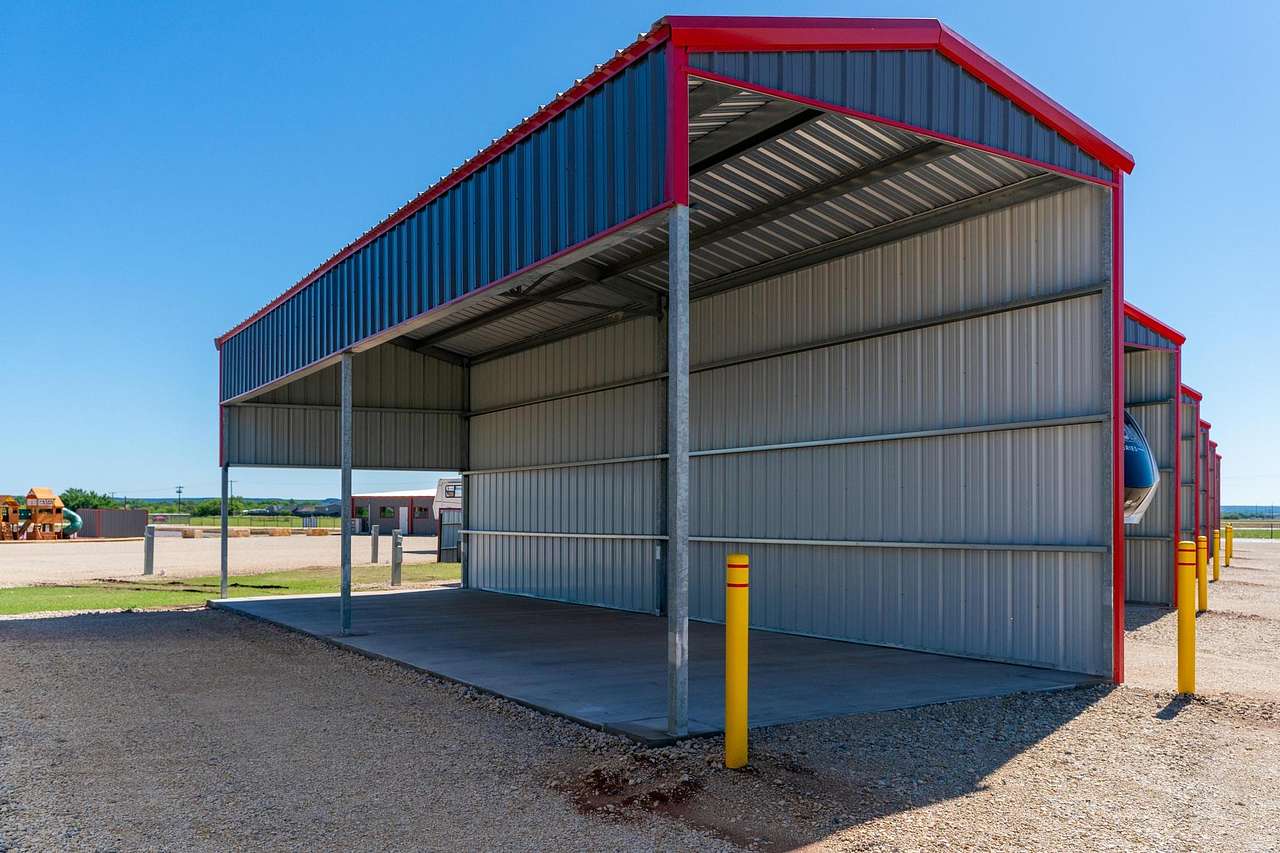 Horseshoe RV Park and Storage