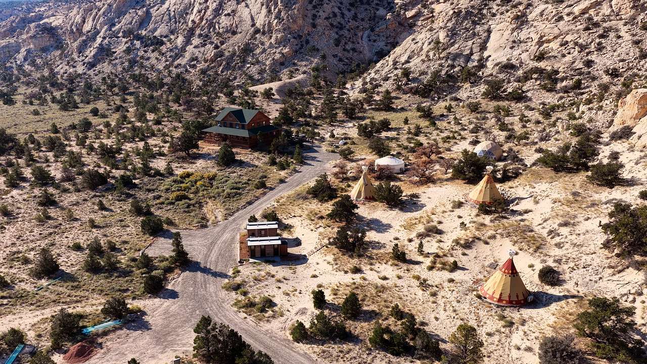 Luxe Den Capitol Reef