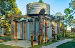 Tank block with 4 showers & toilets, voted best showers in Australia
