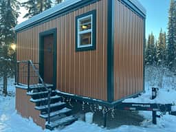 Dragonfly Cabin