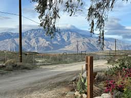 DragonflyHill Desert Farm