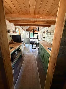 Newly remodeled kitchen with new appliances! 