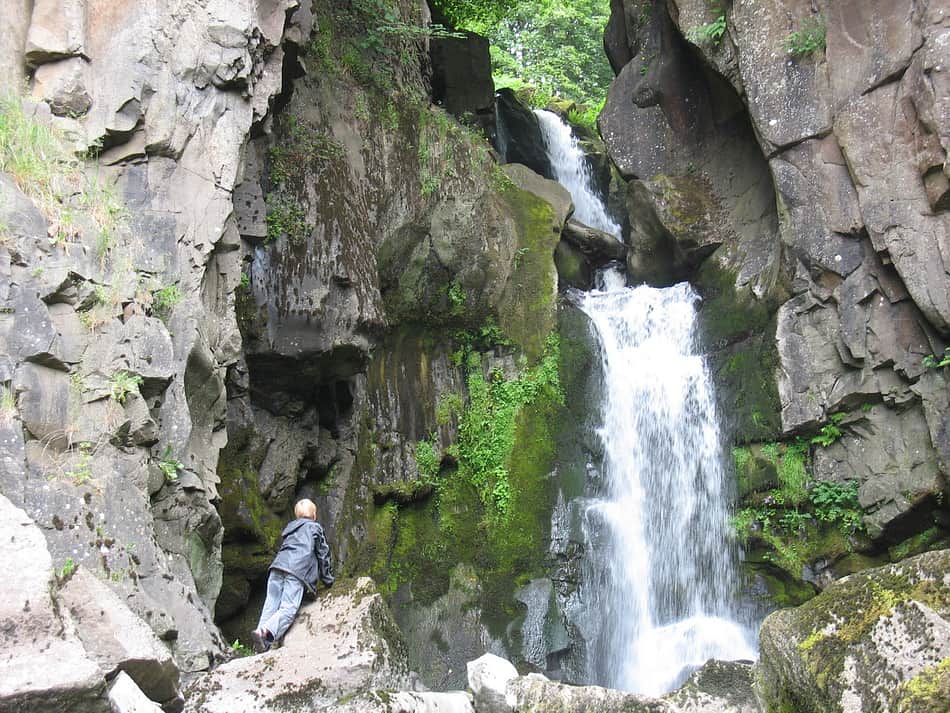 Cauldron Linn