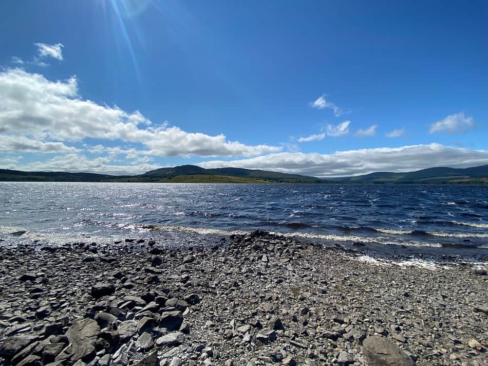 Clatteringshaws Loch