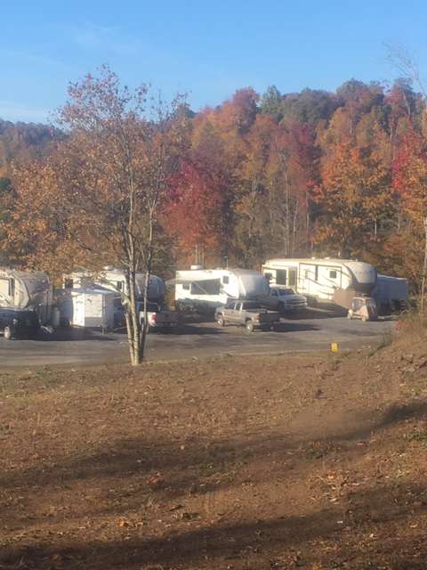 View rigs & rvs photos of Beaver Lakes Campground LLC.