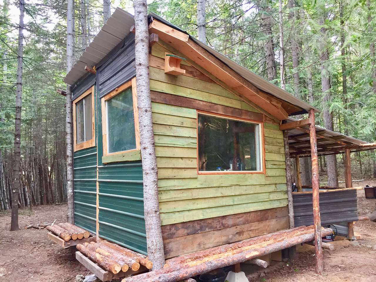 View more photos of Sandpoint Mountain Tiny House