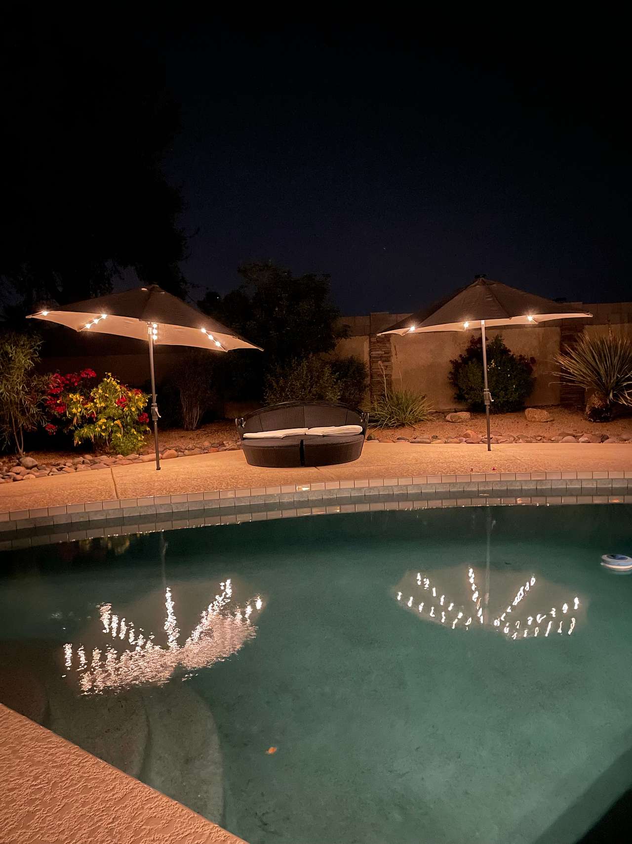 View lodging photos of Phoenix Citi StarGazer A-Frame