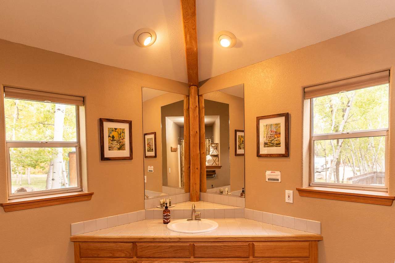 View amenities photos of Creekside Chalets