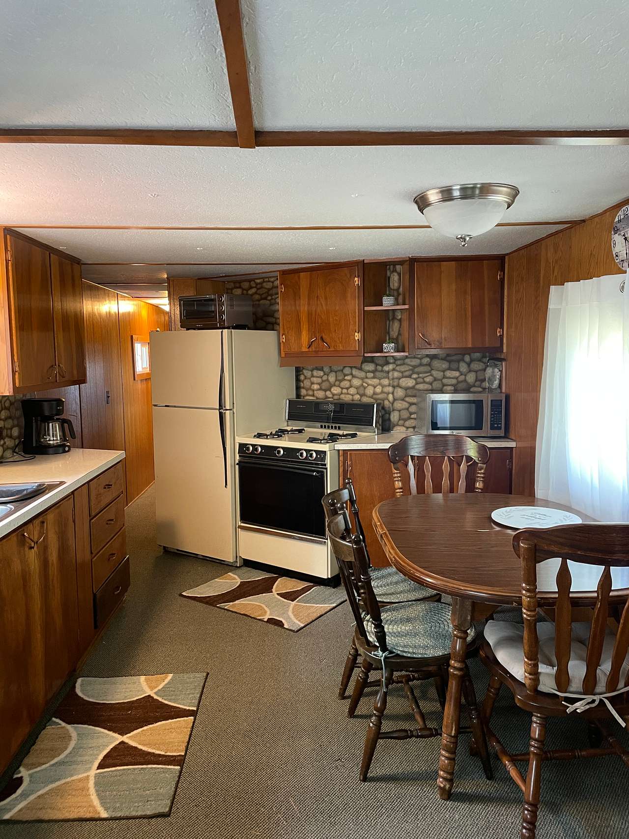 View more photos of Little Trailer on Big Lake