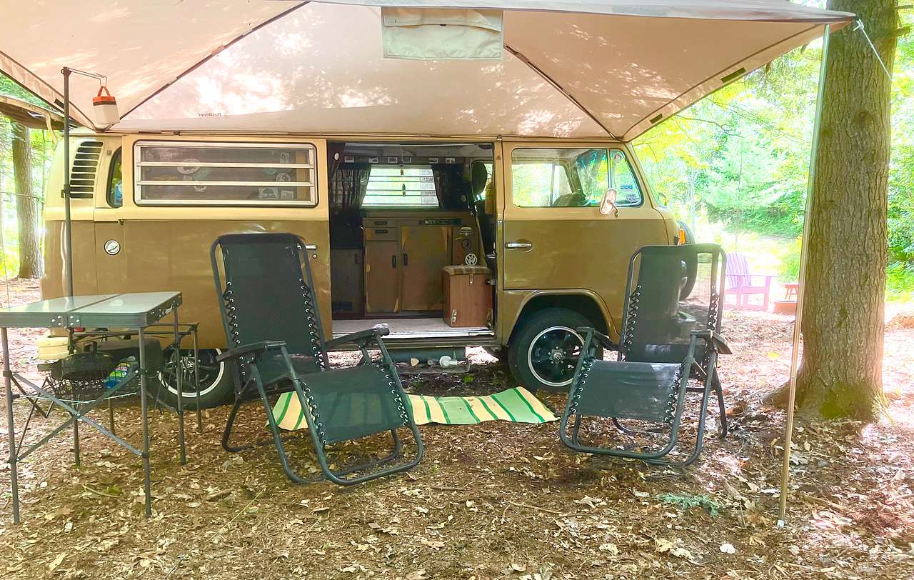 View rigs & rvs photos of Fairwinds Farm Glamping