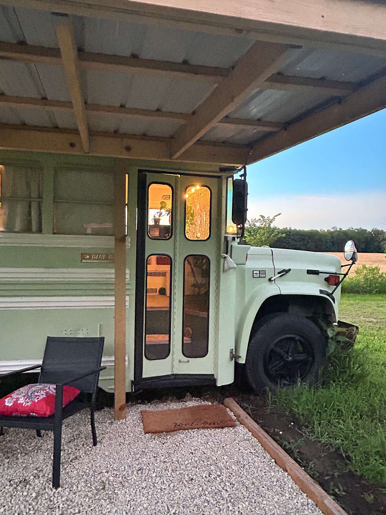 View rigs & rvs photos of Dry Creek Post