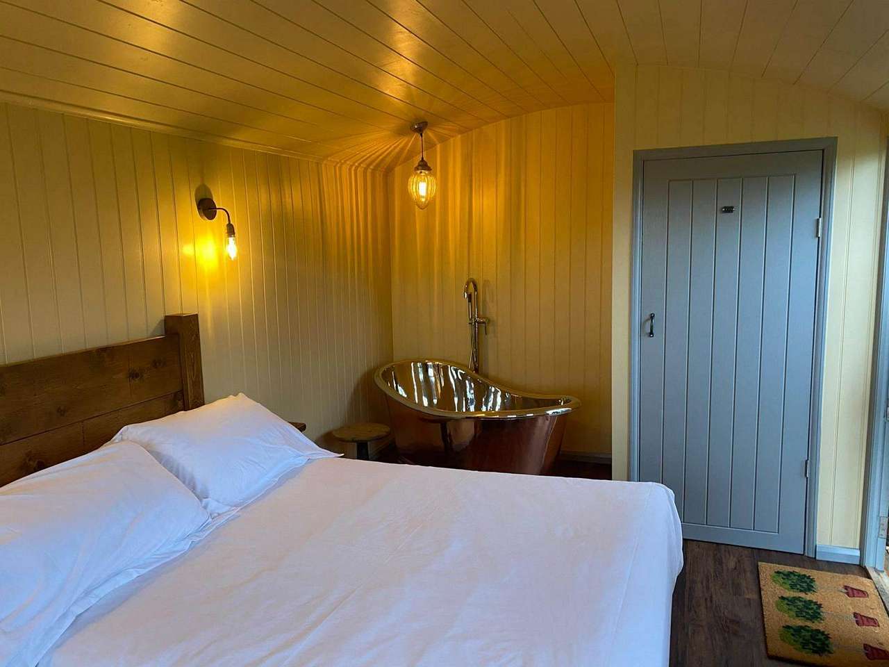 Sweet Briar Shepherd's Hut