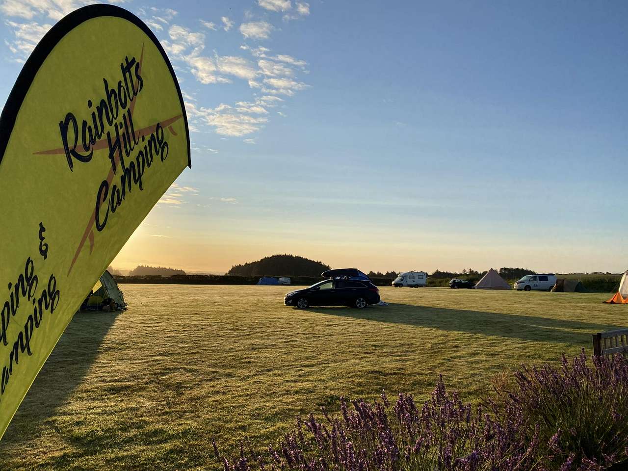 Grass pitch suitable for tents and motorhomes