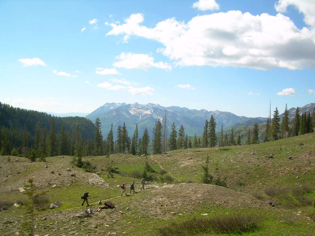 Lake Irwin Campground