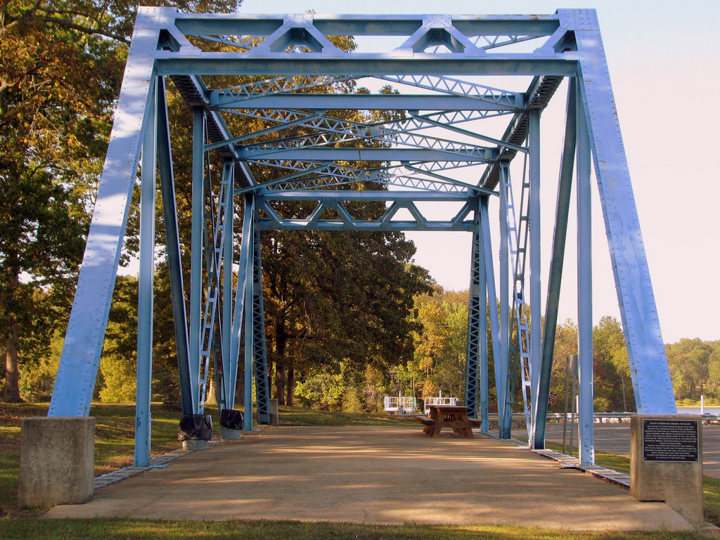 Paris Landing State Park