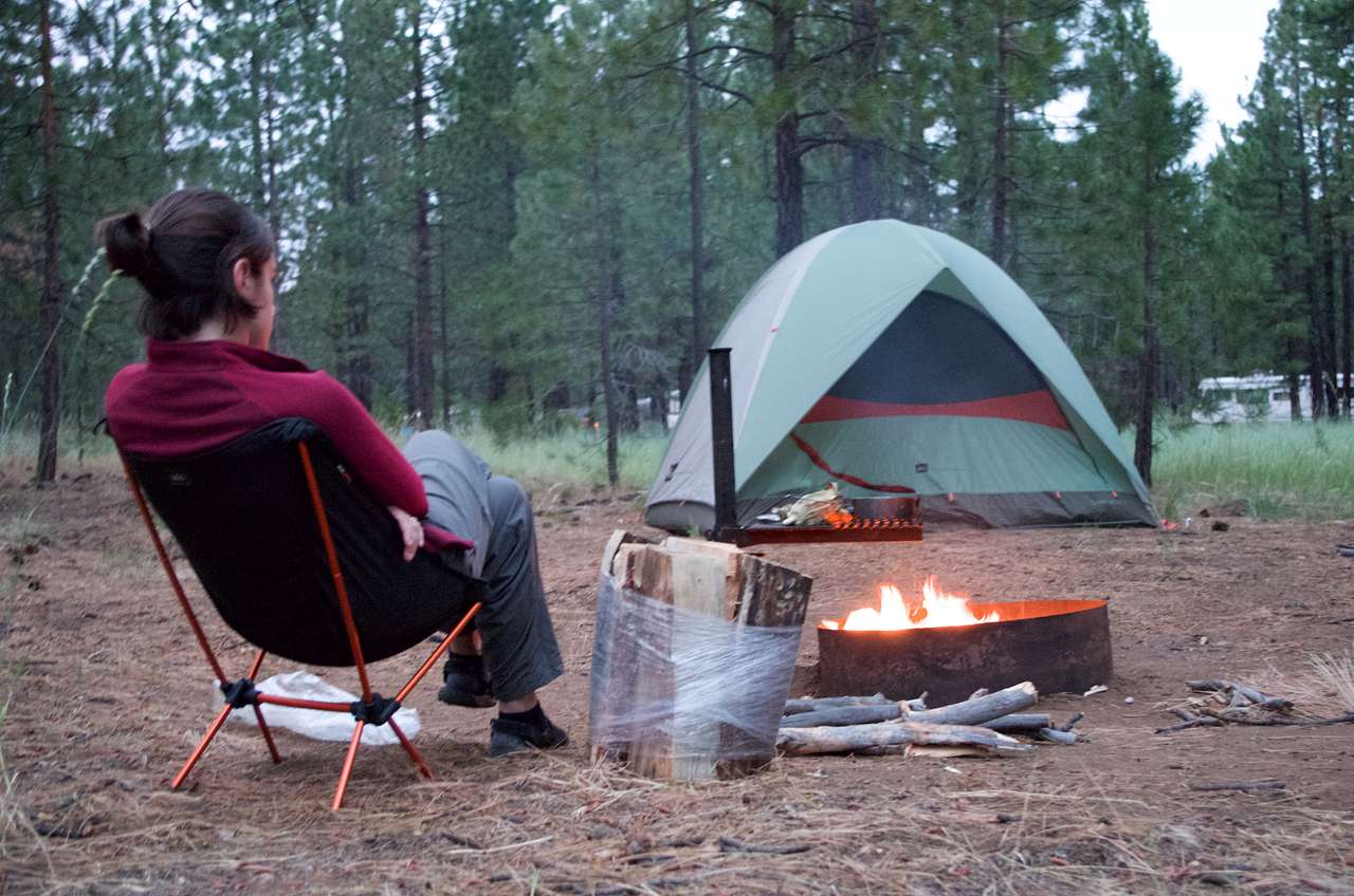 The campsites are well spaced, but because the trees are too, there's not a ton of privacy. But it's definitely less packed than the other campgrounds around the lake.