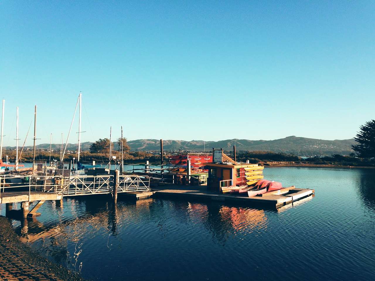 You can rent kayaks here