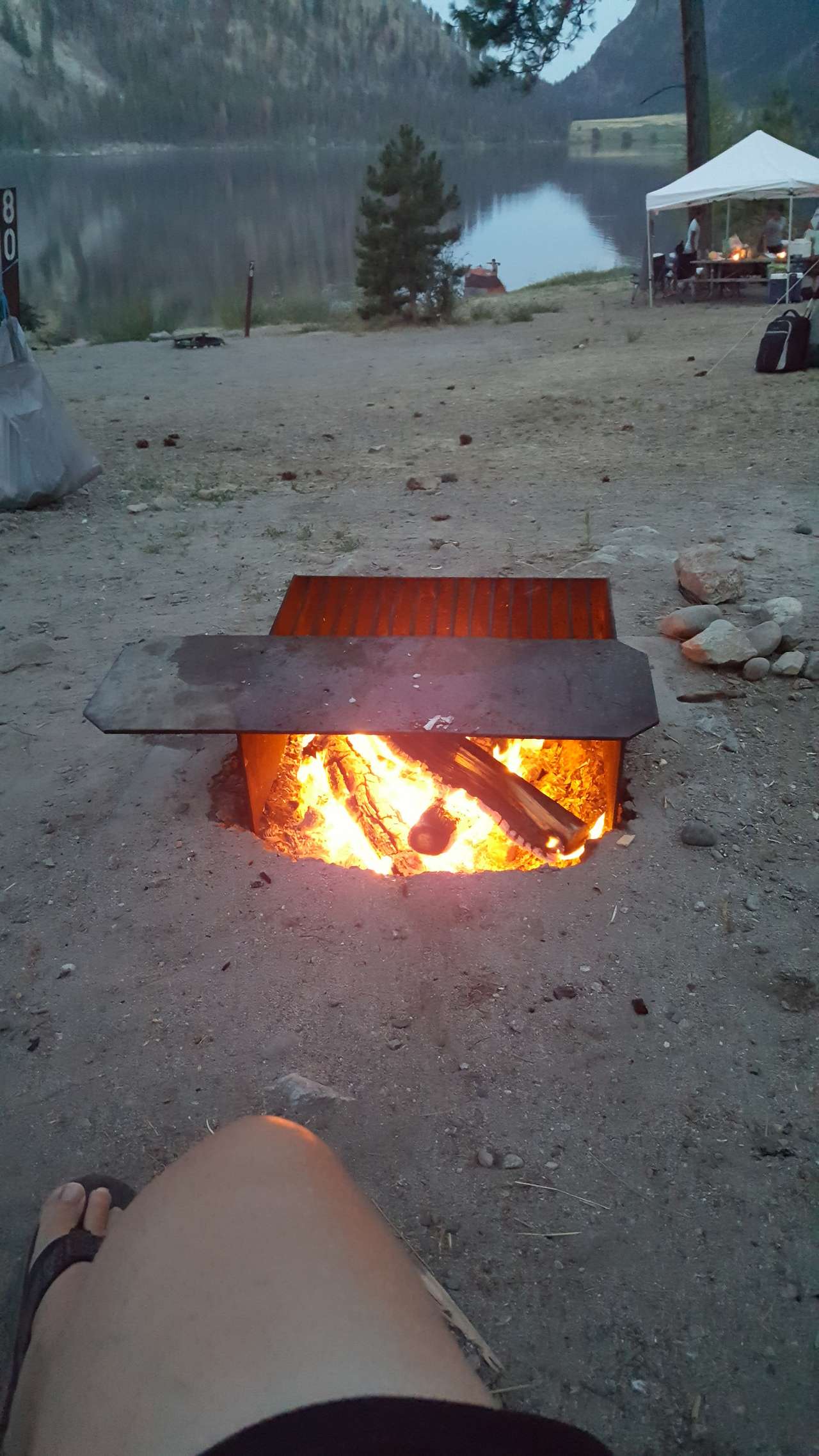 Awww! Nice fire.