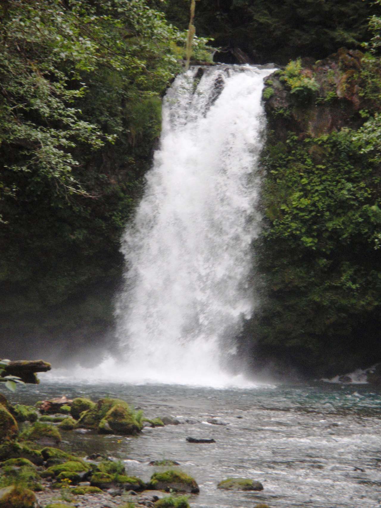 Kalama Falls.  NW of Lake Merrill