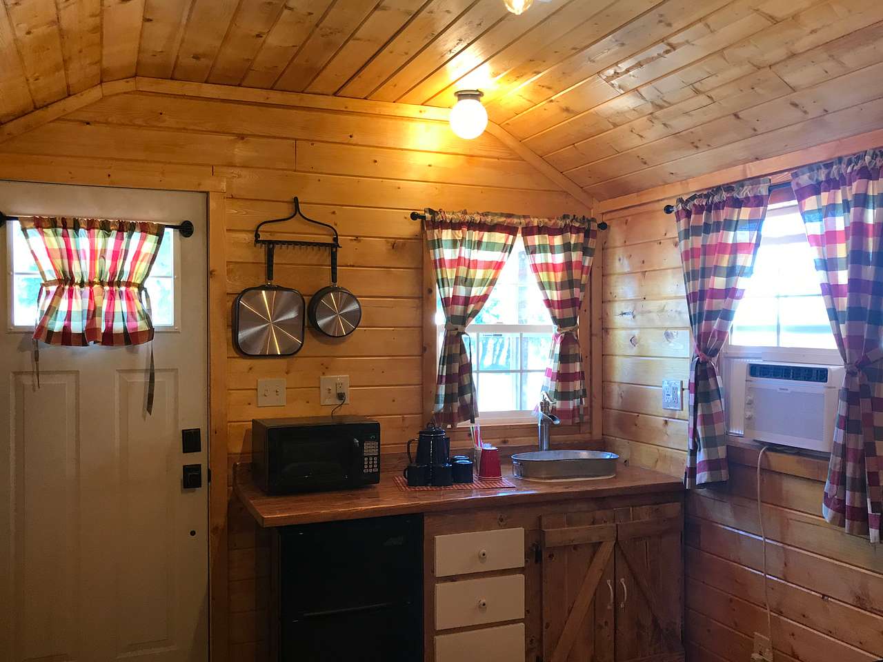 Kitchenette 