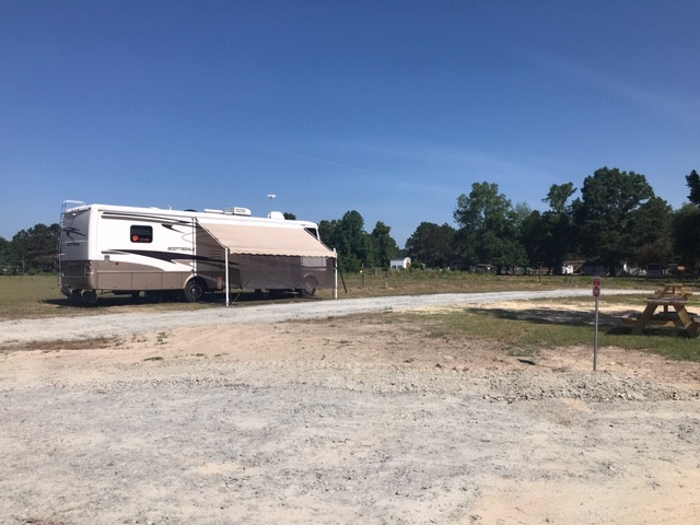 Accomidations for larger rigs