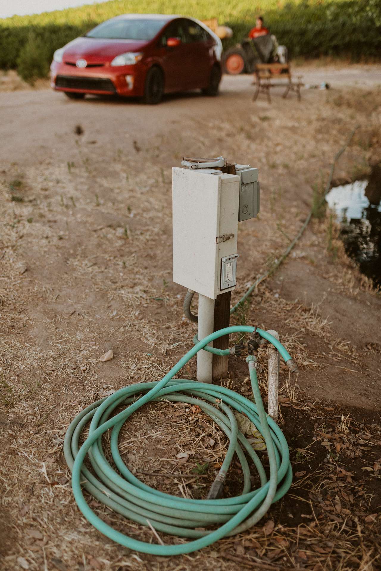 hose and outlet to plug phones!