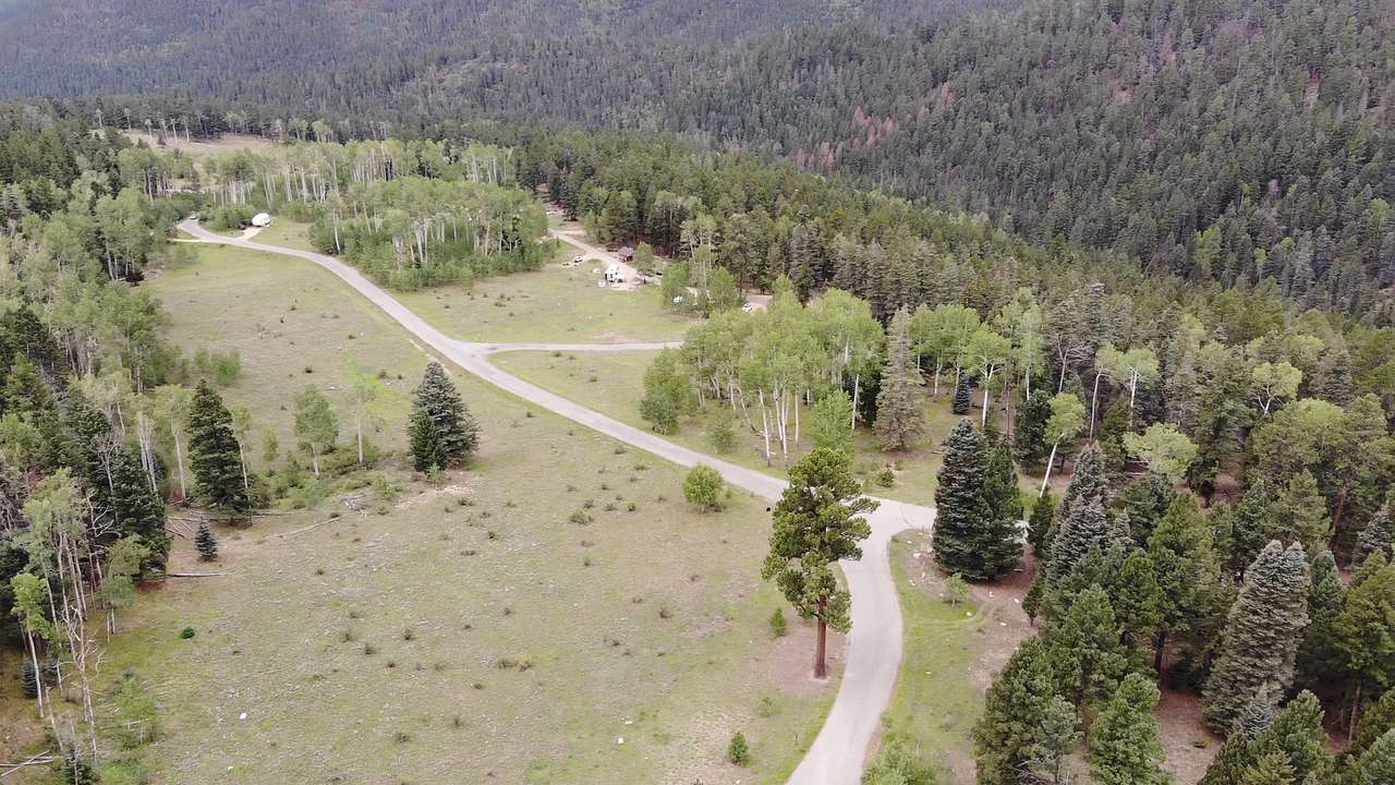 Lower loop of campground ---  is in a beautiful area 