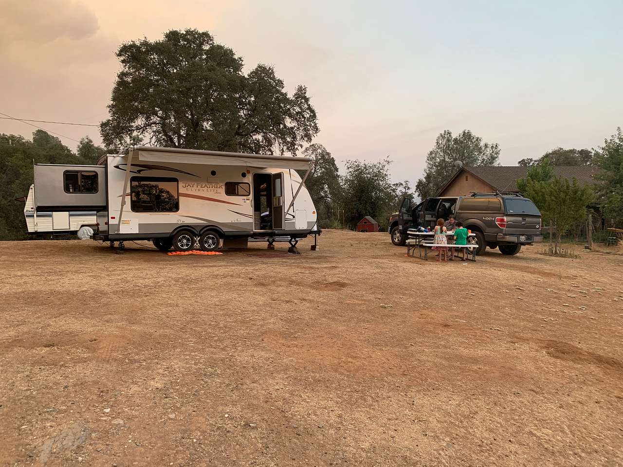 Mommapeggs Getaway in the Sierra