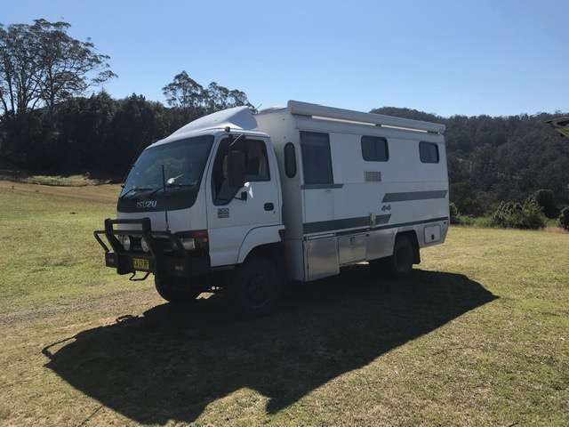 Caravans and trailers, RV's all welcome at this spot!  NOTE: off grid.
