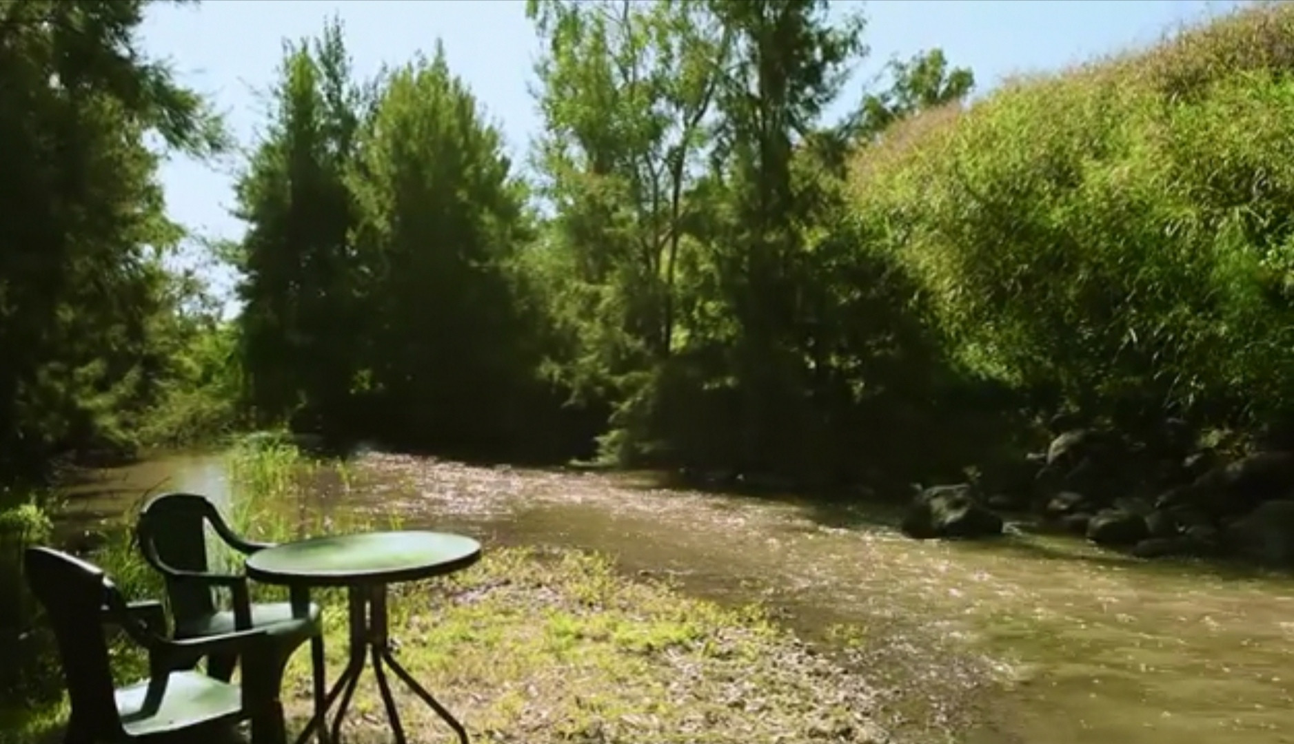The Peel River is at the foot of our property and a 400m walk from the campsite