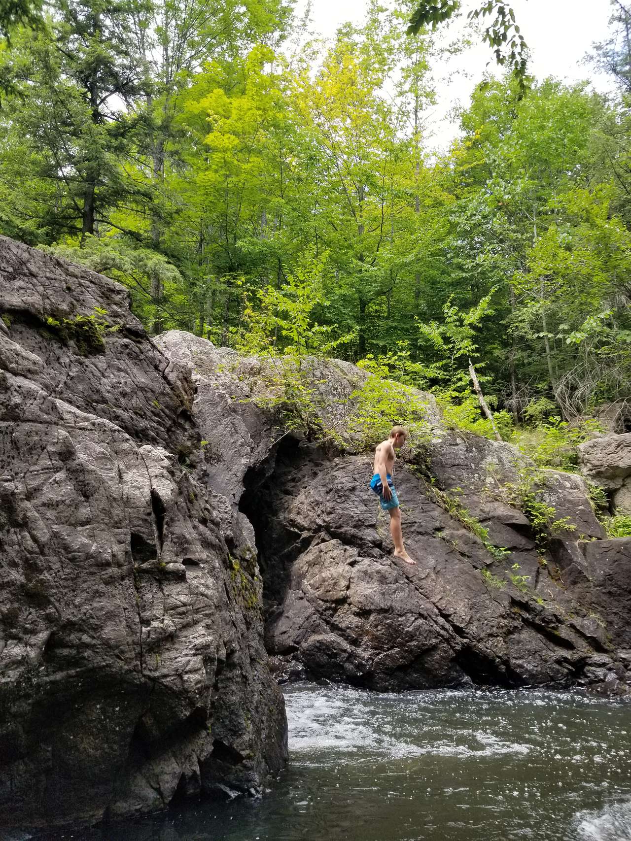 25 foot jump into 35 foot deep hole