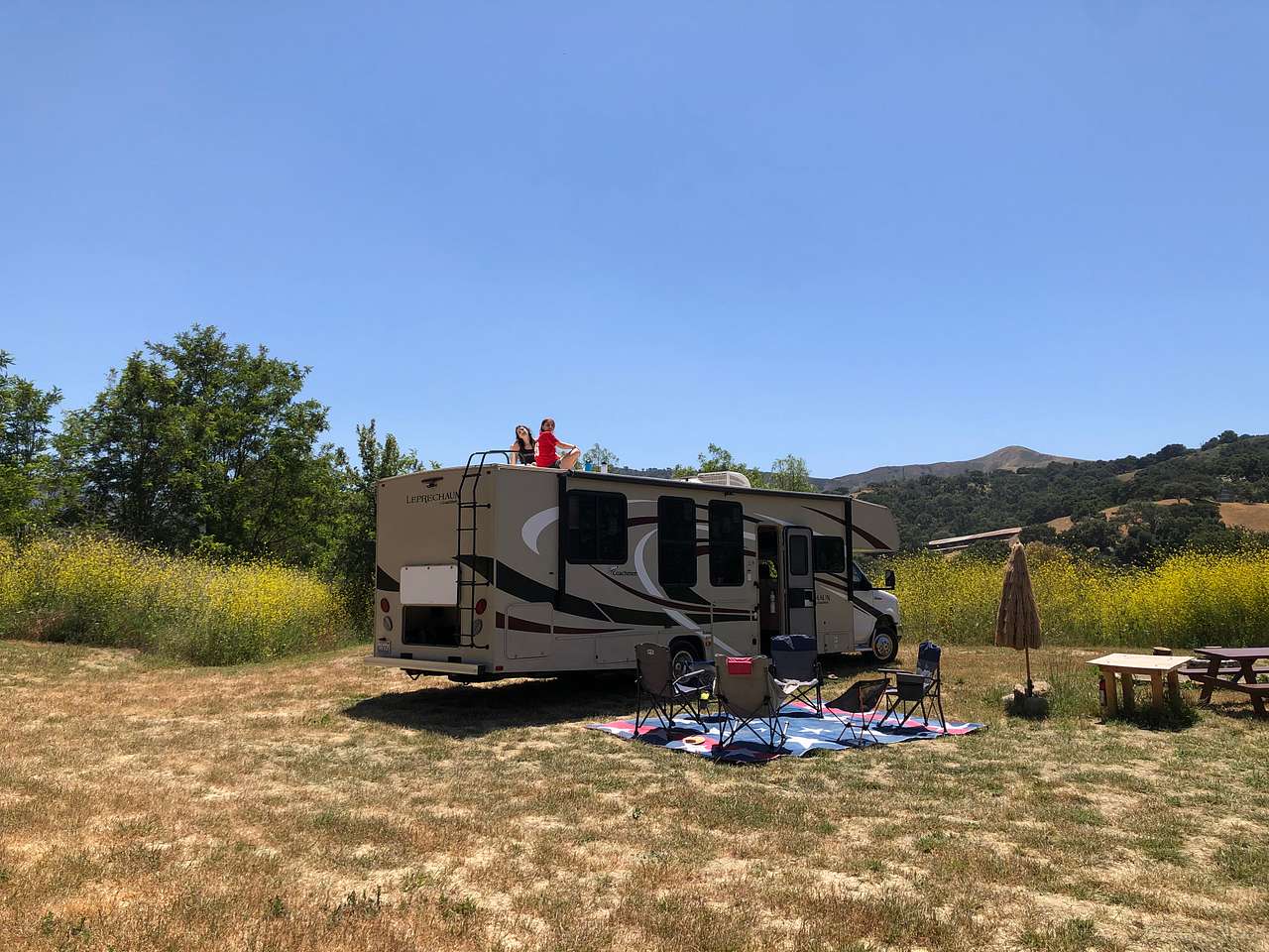 Sweet spot to park the RV and camp around it!