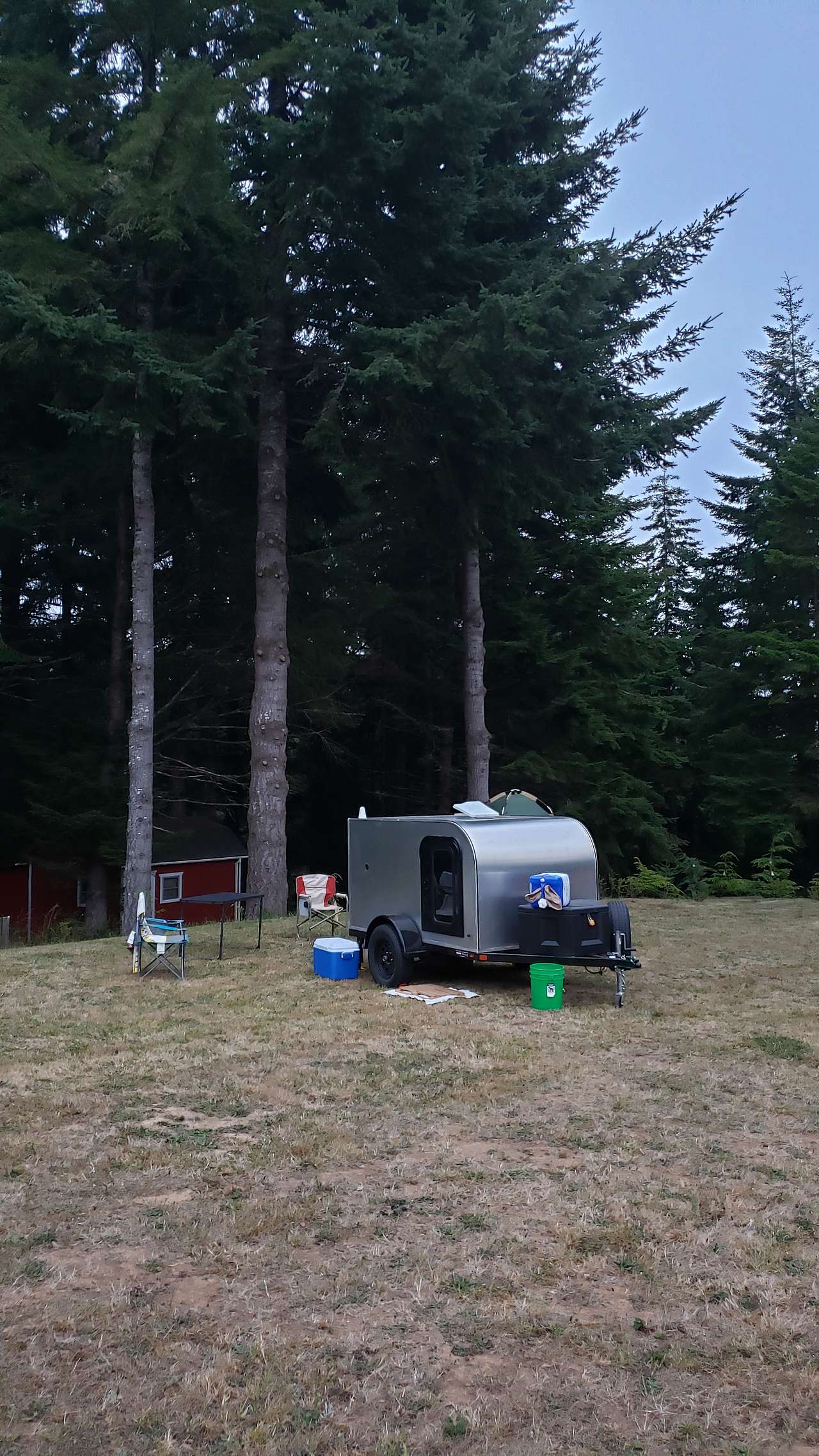 Nice and level ground made it easy to set up our trailer.