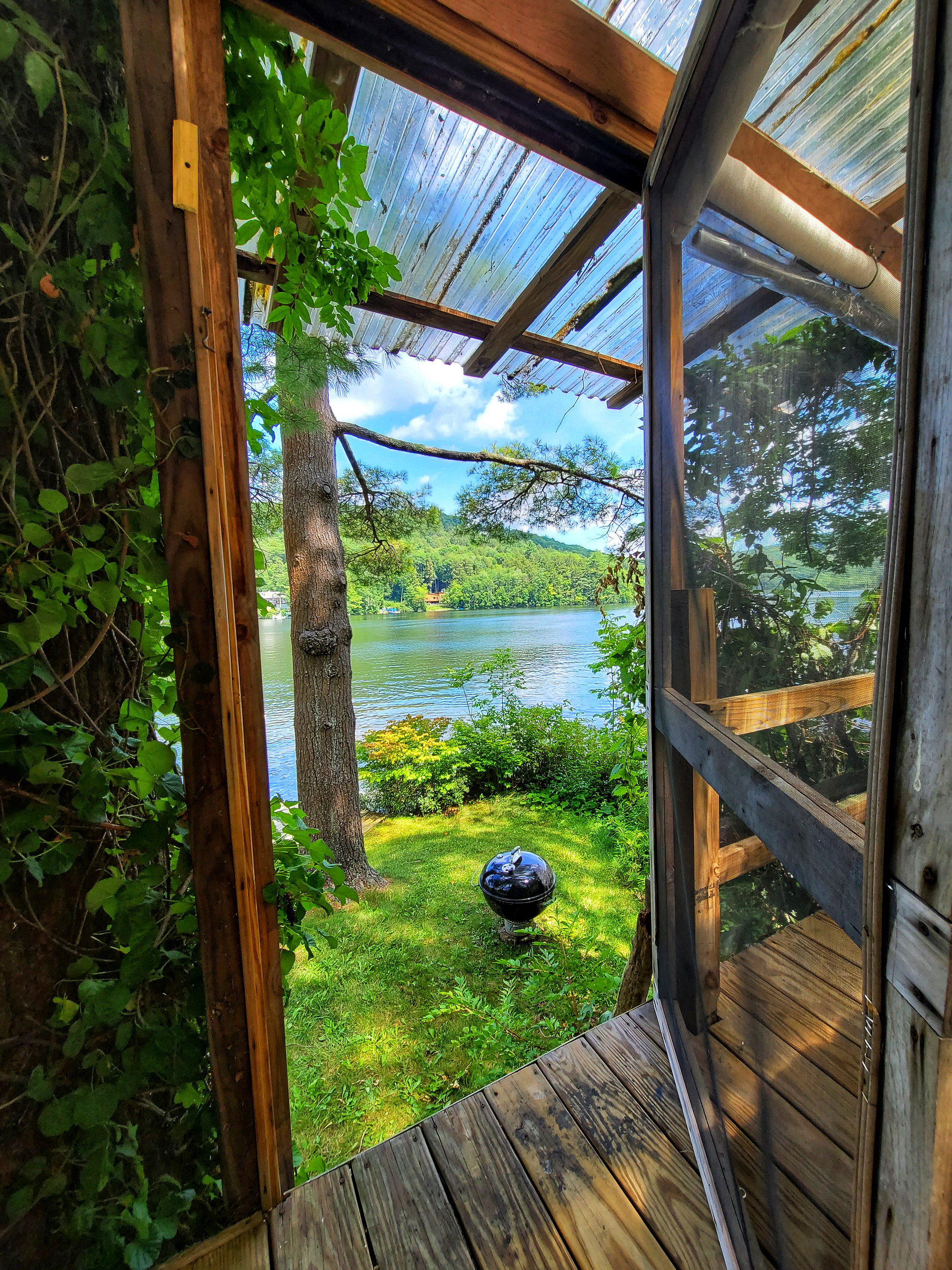 Quentins Treehouse
