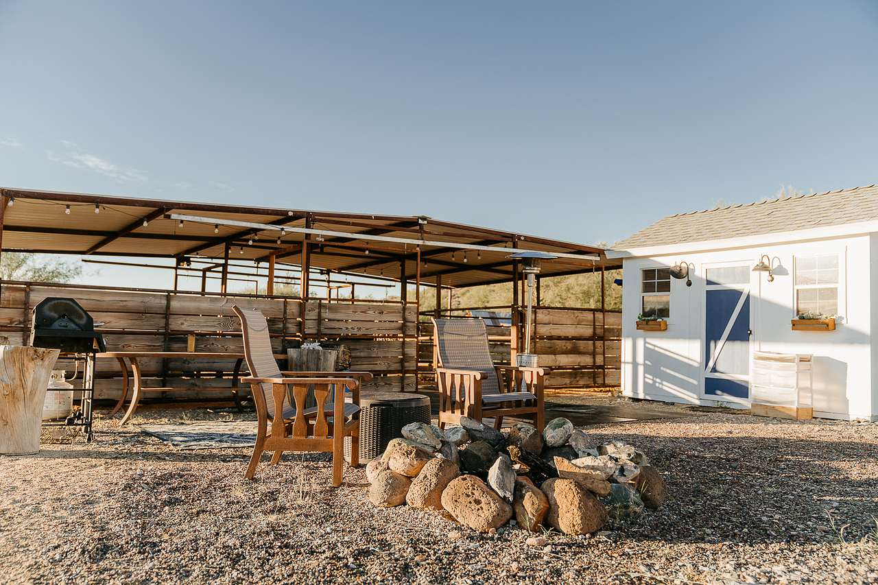 Cave Creek Quiet Homestead