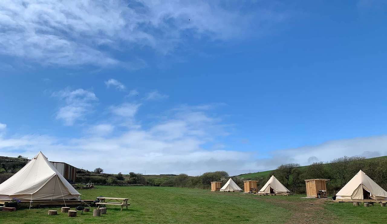 Beachside Glamping Dale