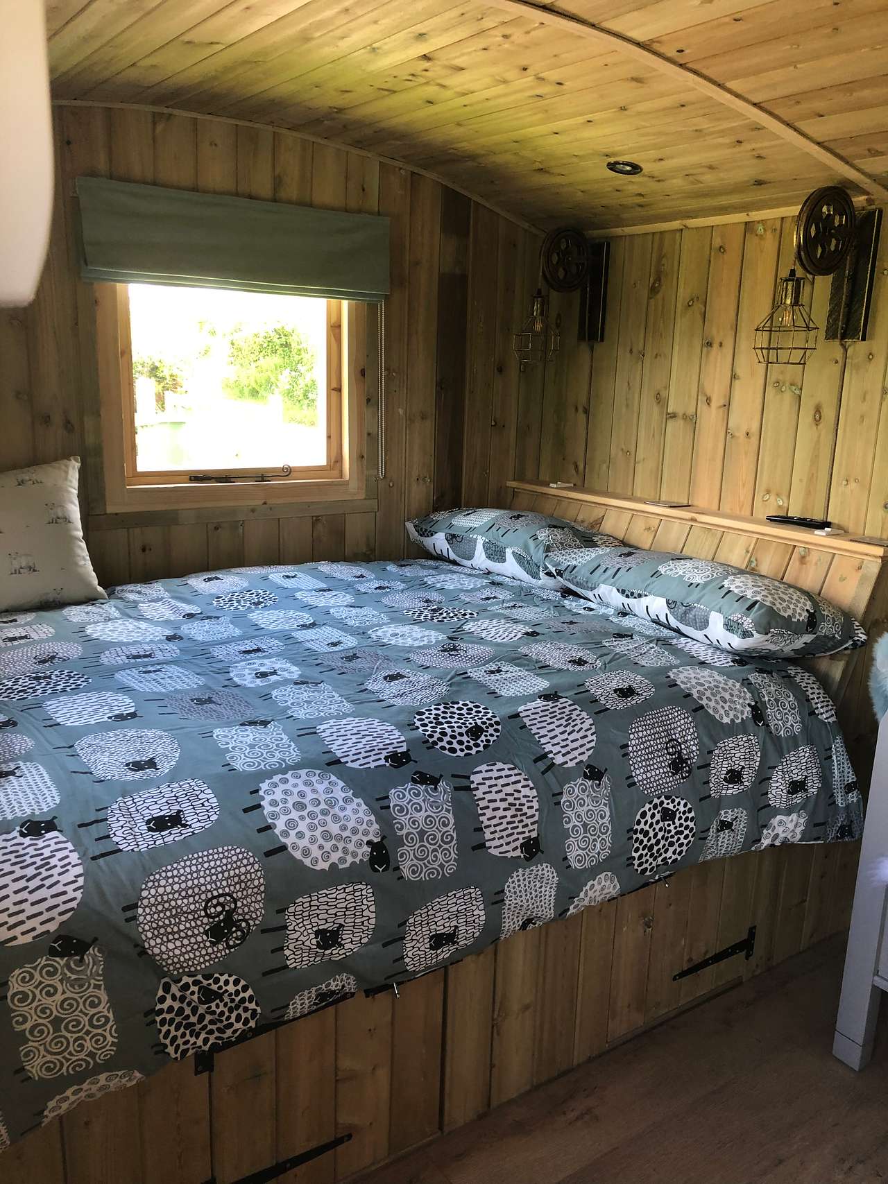 The Shepherds Hut at Hafoty boeth